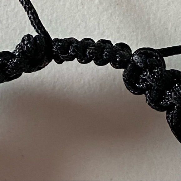 AVON Silver Swarovski Pave Diamond Crystal beaded black macrame bracelet NEW - Picture 5 of 12